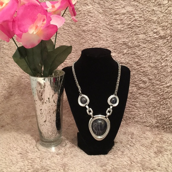 Jewelry - NWOT Black @ Silver Necklace